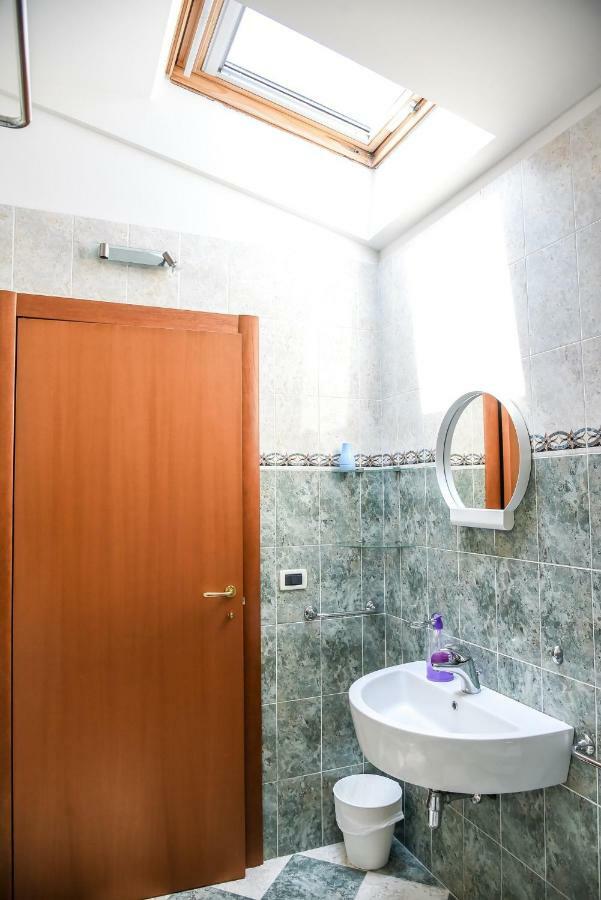 Ferienwohnung Attic Aries Montesilvano Marina Exterior foto