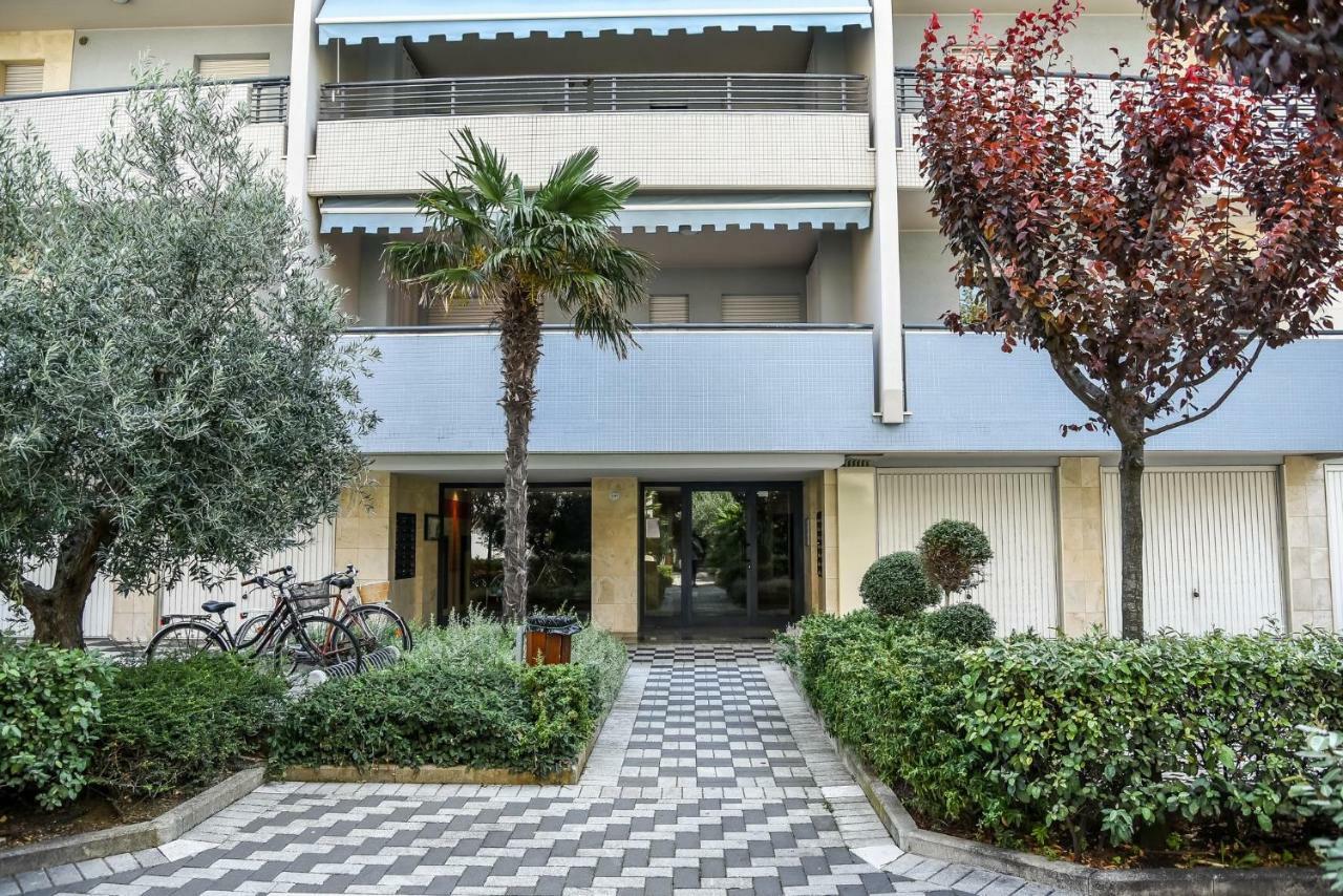 Ferienwohnung Attic Aries Montesilvano Marina Exterior foto
